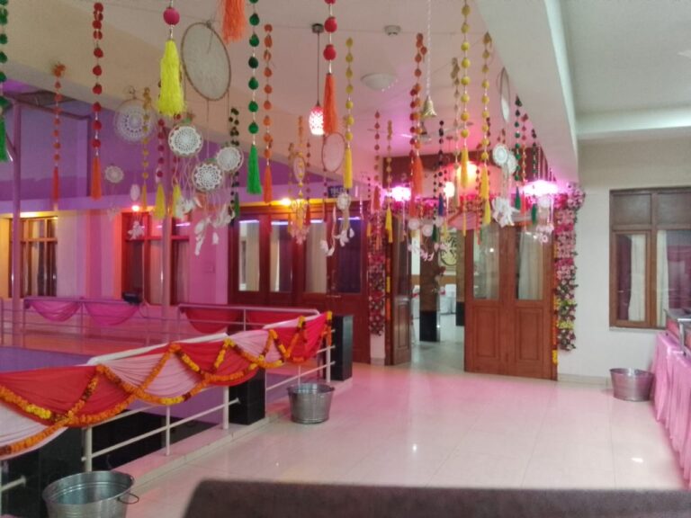 Avadh Hotel