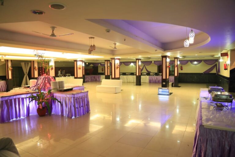 Avadh Hotel - Halls